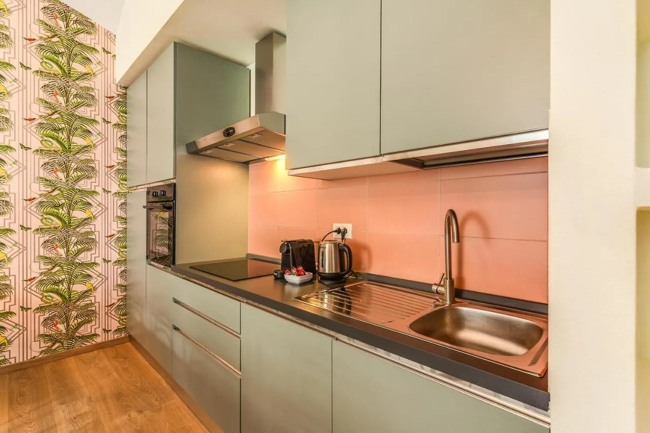 Appartamento Downtown Srl - Croce Di Malta Royale La Spezia 0*,  Italia