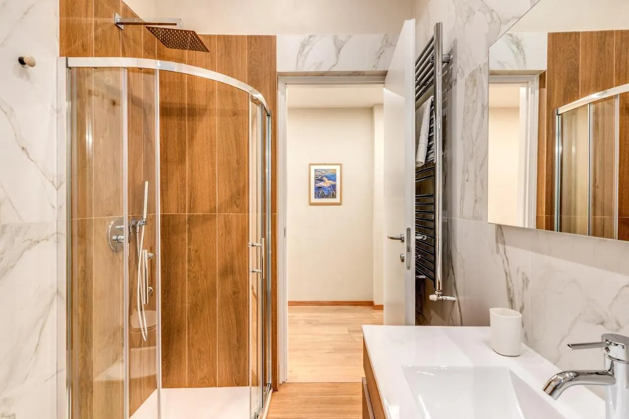 Appartamento Downtown Srl - Croce Di Malta Royale La Spezia Italia
