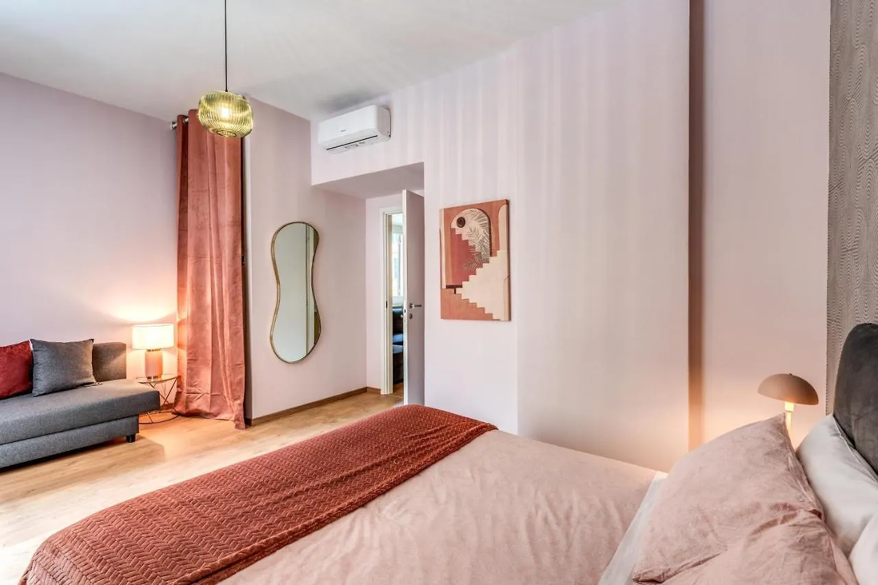 Appartamento Downtown Srl - Croce Di Malta Royale La Spezia
